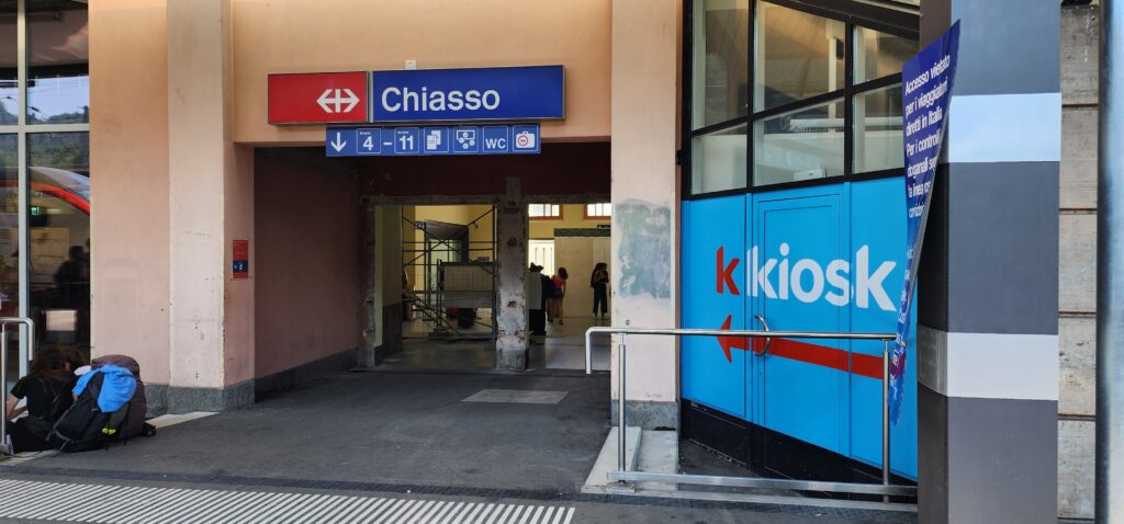 Arrival in Chiasso on Platform 1.
